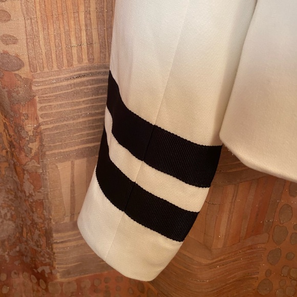 L’AGENCE Marine White Nautical Cropped Blazer Jacket with Striped Sleeves US2 - Picture 7 of 14